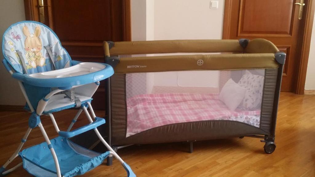 Apartment, New Renovated In Quiet Center With Balcony With Parking * Riga